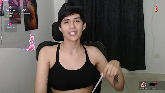 Snapshot of Dha_lia0 chatting on 09-11-25, 02:22 Dha lia0 online show from 09-11-25, 02:22