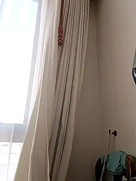 Snapshot of Skilam07 chatting on 09-17-25, 12:07 Skilam07 online show from 09-17-25, 12:07