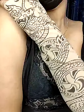 Snapshot of Love_Evaa chatting on 02-08-25, 04:57 Love Evaa online show from 02-08-25, 04:57