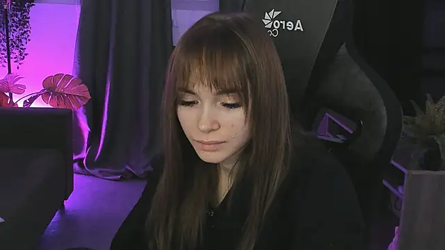 Snapshot of DakotaaJohnnson chatting on 02-25-25, 11:44 DakotaaJohnnson online show from 02-25-25, 11:44