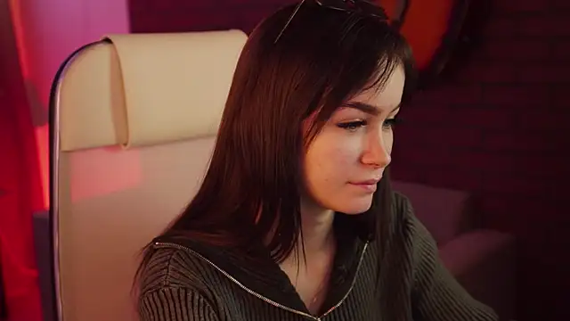 Snapshot of DakotaaJohnnson chatting on 03-21-25, 05:11 DakotaaJohnnson online show from 03-21-25, 05:11