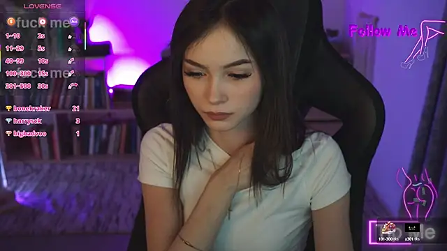 Snapshot of DakotaaJohnnson chatting on 03-22-25, 12:04 DakotaaJohnnson online show from 03-22-25, 12:04