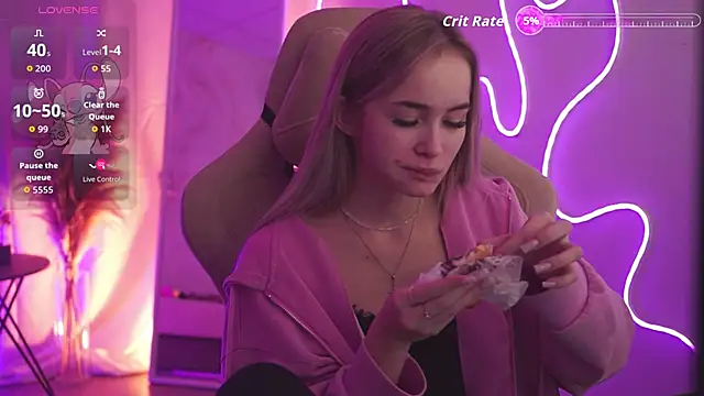 Snapshot of DakotaaJohnnson chatting on 11-13-25, 05:06 DakotaaJohnnson online show from 11-13-25, 05:06