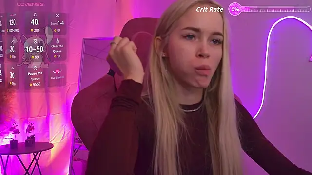 Snapshot of DakotaaJohnnson chatting on 12-18-25, 09:37 DakotaaJohnnson online show from 12-18-25, 09:37