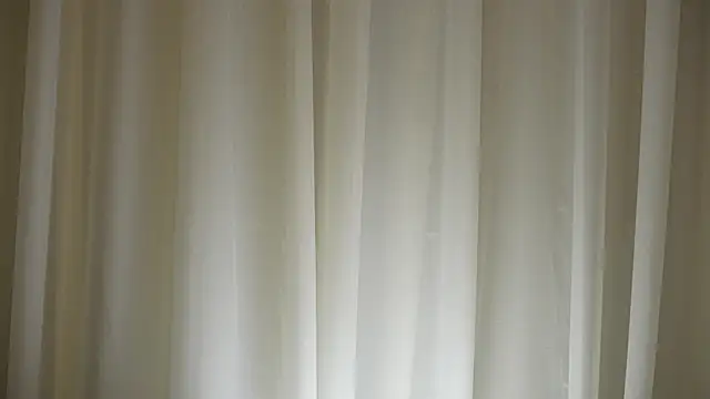 Snapshot of kimberly_bohnes chatting on 12-22-25, 04:09 kimberly bohnes online show from 12-22-25, 04:09