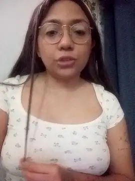 criscrispdv online show from 04-21-26, 02:51