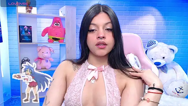 Snapshot of ashley_cute77 chatting on 10-08-25, 10:13 ashley cute77 online show from 10-08-25, 10:13