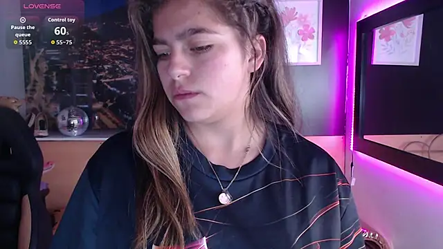 Kitten Cam online show from 10-01-25, 09:26