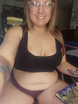 Snapshot of TattedMamaXOXO chatting on 02-27-25, 04:53 TattedMamaXOXO online show from 02-27-25, 04:53