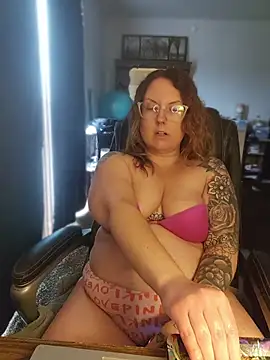 TattedMamaXOXO online show from 07-31-26, 04:50