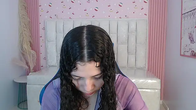 shalon diaz s online show from 12-04-25, 01:09