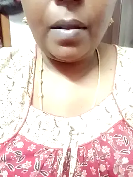 Snapshot of Tamil_queen1 chatting on 01-21-25, 07:06 Tamil queen1 online show from 01-21-25, 07:06