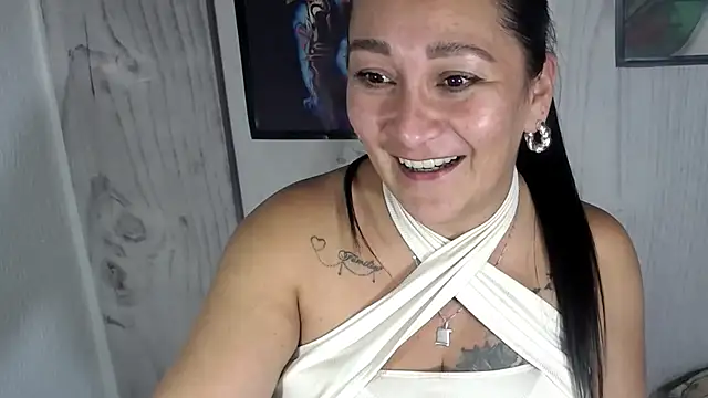 JULIANAWET69 online show from 10-28-25, 10:45