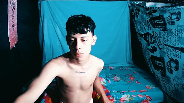 Snapshot of Maicol_Garcia chatting on 03-07-26, 03:25 Maicol Garcia online show from 03-07-26, 03:25