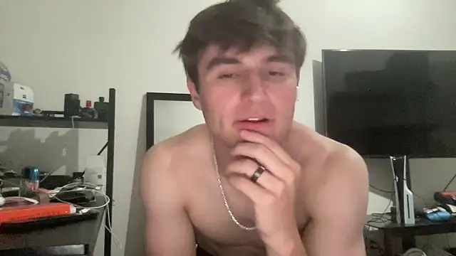 Snapshot of ryan_28747 chatting on 05-19-26, 04:41 ryan 28747 online show from 05-19-26, 04:41