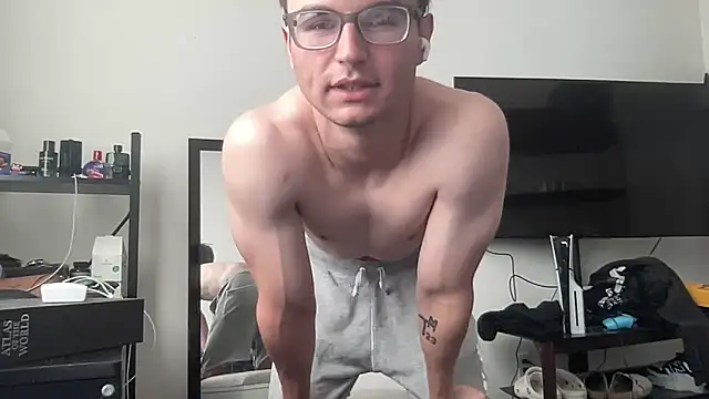Snapshot of ryan_28747 chatting on 05-26-26, 07:21 ryan 28747 online show from 05-26-26, 07:21