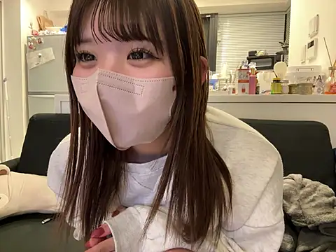 Snapshot of shina_mo_n_ch chatting on 02-27-25, 01:38 shina mo n ch online show from 02-27-25, 01:38