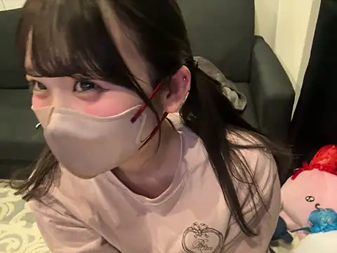 Snapshot of shina_mo_n_ch chatting on 03-22-25, 02:14 shina mo n ch online show from 03-22-25, 02:14