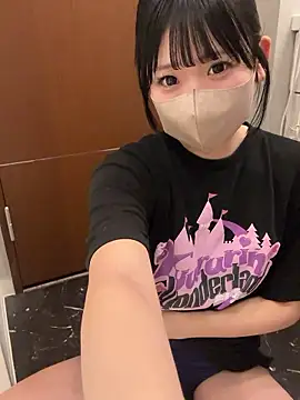 Snapshot of shina_mo_n_ch chatting on 12-04-25, 03:49 shina mo n ch online show from 12-04-25, 03:49