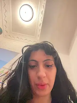 Snapshot of majdolin78 chatting on 02-20-25, 02:35 majdolin78 online show from 02-20-25, 02:35