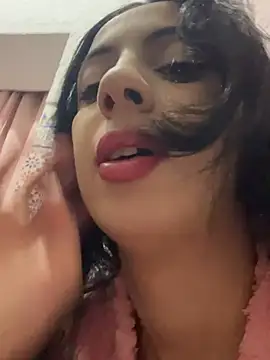 Snapshot of majdolin78 chatting on 01-17-26, 05:49 majdolin78 online show from 01-17-26, 05:49