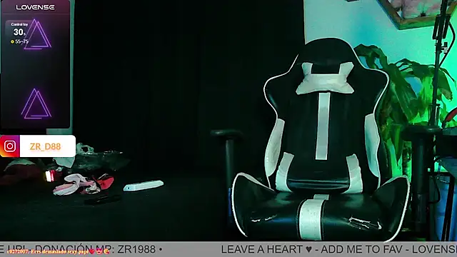 ZRD88 online show from 02-21-25, 08:07