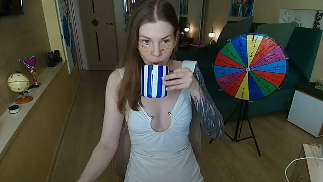 ReginaSparkle online show from 07-31-26, 06:57