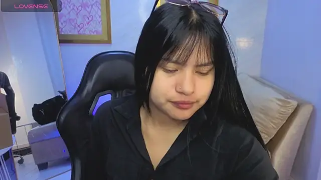 Paulette v online show from 03-21-26, 01:05