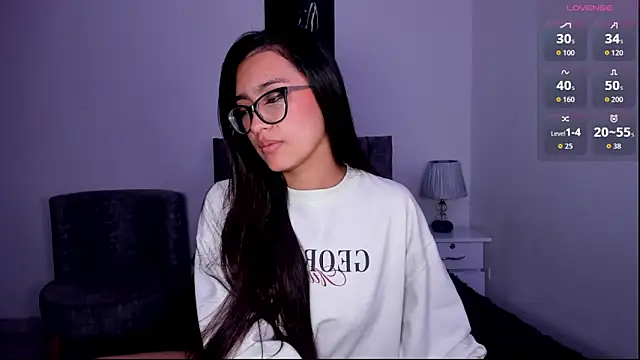 AgathaHowland  online show from 10-15-25, 08:36