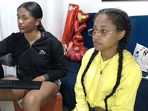 LITTLEDOLLHOT online show from 02-28-25, 05:48