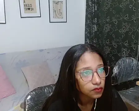 LITTLEDOLLHOT online show from 11-28-25, 01:03