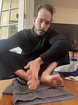 Snapshot of Prolapse_Pig chatting on 01-11-26, 06:02 Prolapse Pig online show from 01-11-26, 06:02