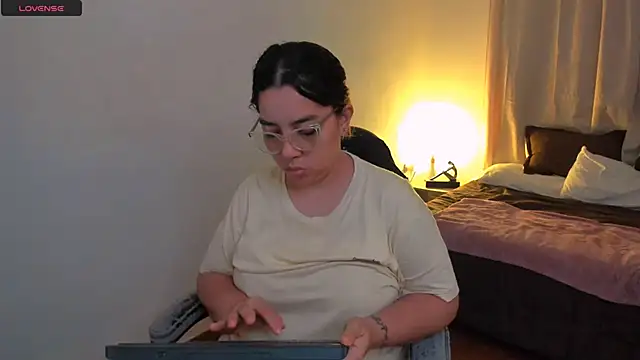 brithany olson25 online show from 09-17-25, 11:45