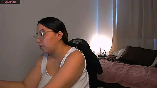 brithany olson25 online show from 10-15-25, 05:57