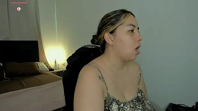 brithany olson25 online show from 03-18-26, 09:40