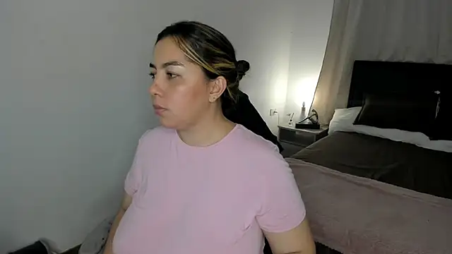 brithany olson25 online show from 03-28-26, 02:22