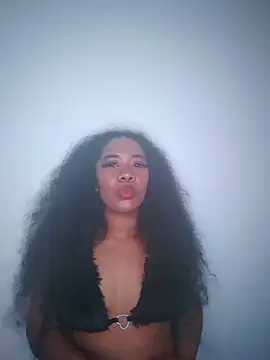 zoelily online show from 01-20-25, 01:18