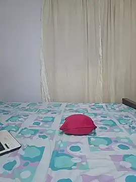 zoelily online show from 01-21-25, 03:15