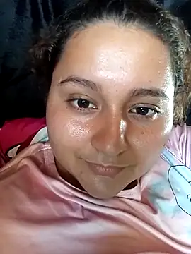 Snapshot of Lily_Sweet24 chatting on 03-17-26, 06:33 Lily Sweet24 online show from 03-17-26, 06:33