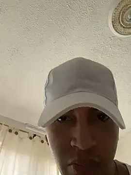 Snapshot of Diegosavage3 chatting on 02-24-25, 09:20 Diegosavage3 online show from 02-24-25, 09:20