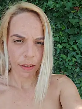 Snapshot of SweetyNinaOff1 chatting on 05-29-26, 09:18 SweetyNinaOff1 online show from 05-29-26, 09:18