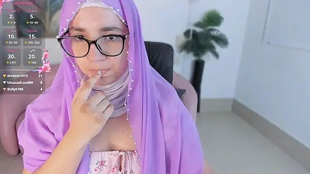 Ayha khalaf online show from 09-25-25, 01:09