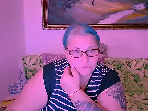 mayamayx online show from 10-29-25, 09:05