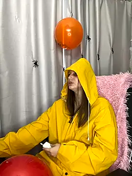 LillyFan-X online show from 10-27-25, 05:11