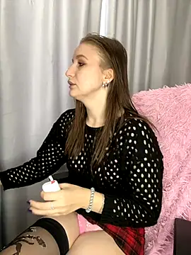 LillyFan-X online show from 11-03-25, 04:36