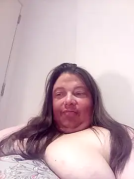 Snapshot of HotHornyEmmaX chatting on 02-02-25, 10:17 HotHornyEmmaX online show from 02-02-25, 10:17