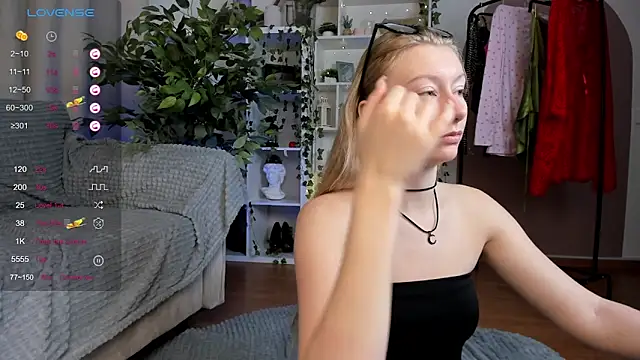 Rachel Rut online show from 10-11-25, 04:12