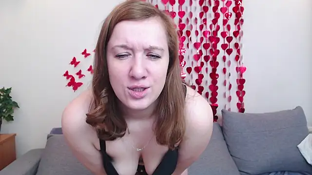 Snapshot of MarthaSimons chatting on 03-10-25, 06:16 MarthaSimons online show from 03-10-25, 06:16