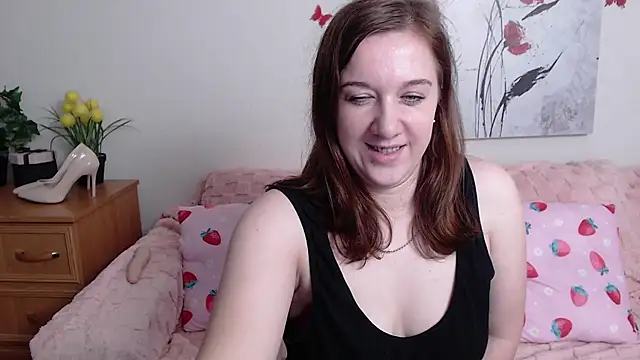 Snapshot of MarthaSimons chatting on 12-04-25, 06:01 MarthaSimons online show from 12-04-25, 06:01