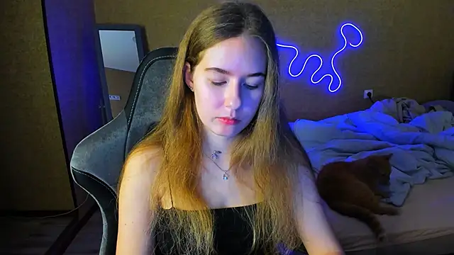 EmilyPaw online show from 05-11-26, 07:11